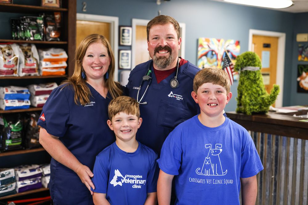 Crossgates Veterinary Clinic team with patients